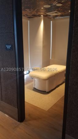 Hyde Midtown, 121 NE 34th St #1515, Miami, Florida 33137, image 1