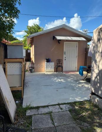 10665 SW 6th St, Sweetwater, Florida 33174, image 3