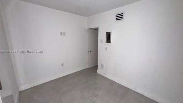 740 NE 199th St #102G, Unincorporated Dade County, Florida 33179, image 1