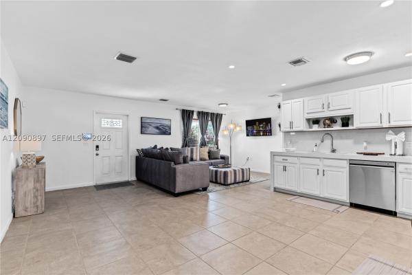 Sky Vista, 1430 NE 11th St, Homestead, Florida 33033, image 1