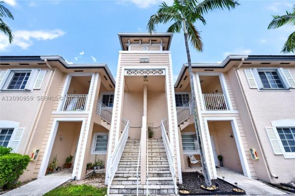 Caribbean Isles Villas, 2665 NE 4th St #204, Homestead, Florida 33033, image 2