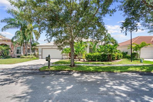 Mallards Landing, 6420 Mallards Way, Coconut Creek, Florida 33073, image 1