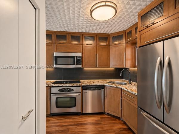 Riviera Towers, 600 NE 25th St #PH-D, Miami, Florida 33137, image 1