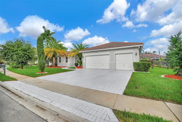 Pasadena Estates At Pembroke Shores, 15976 SW 4th St, Pembroke Pines, Florida 33027, image 1