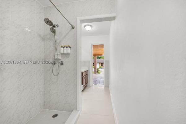 20450 SW 198th Ave, Unincorporated Dade County, Florida 33187, image 1