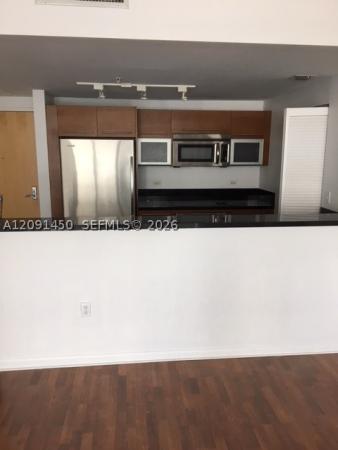 Miami, Florida 33132, image 1