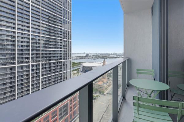 121 NE 5th St #3209, Miami, Florida 33132, image 1