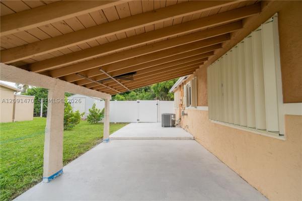 Broadview Country Club Estates, 1920 SW 64th Ave, North Lauderdale, Florida 33068, image 1