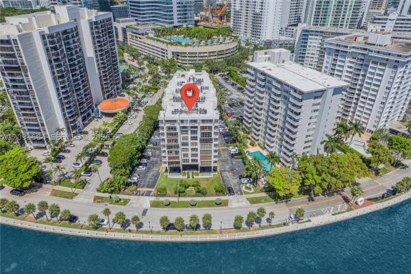 Brickell Shores, 1440 Brickell Bay Dr #604, Miami, Florida 33131, image 1