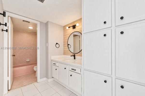Del Prado South, 18021 Biscayne Blvd #1102-2, Aventura, Florida 33160, image 1