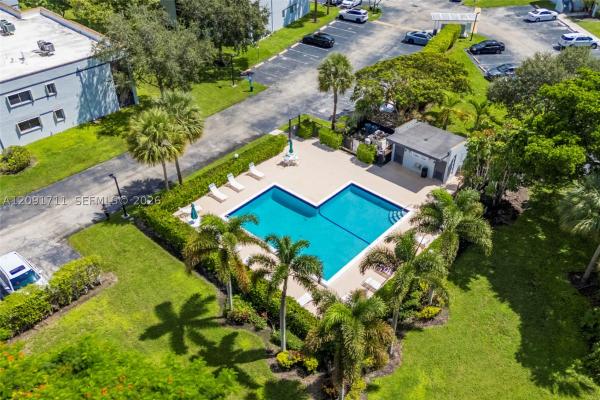Racquet Club At Bonaventure, 161 Lakeview Dr #202, Weston, Florida 33326, image 1