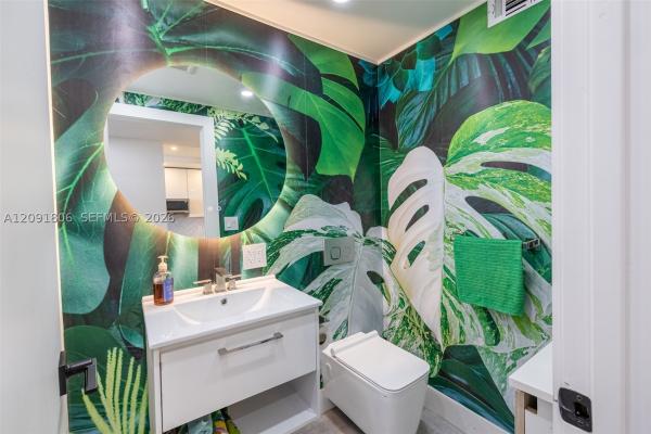Island Shores, 2903 N Miami Beach Blvd #1003, North Miami Beach, Florida 33160, image 1