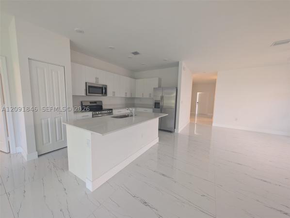833 SE 26th Rd #n/a, Homestead, Florida 33035, image 1