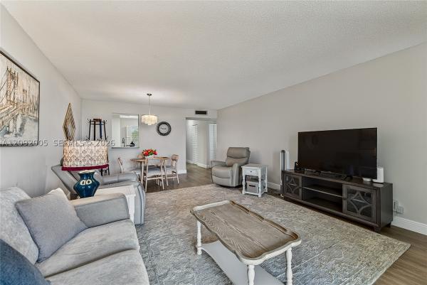 Palm Lakes, 7301 NW 1st St #401, Margate, Florida 33063, image 1