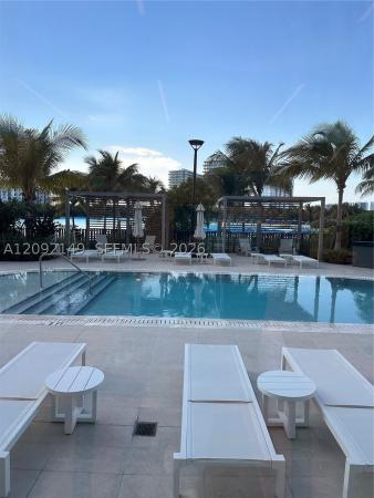 2411 Laguna Cir #1111, North Miami, Florida 33181, image 1