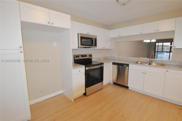 Sunrise Lakes 4, 10360 NW 30th Ct #405, Sunrise, Florida 33322, image 1