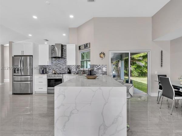 Verona Lake, 716 Lake Blvd, Weston, Florida 33326, image 1