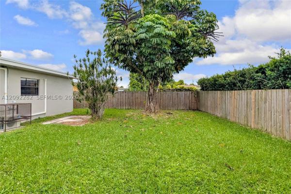 11822 SW 169th St, Unincorporated Dade County, Florida 33177, image 1