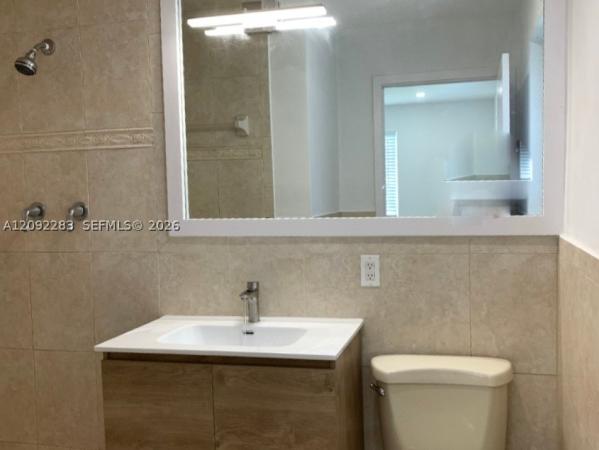 Hollywood Lakes, 1235 Pierce St, Hollywood, Florida 33019, image 1