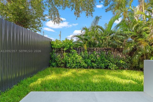 Twelfth Street Manors, 3453 NW 4th St, Miami, Florida 33125, image 1