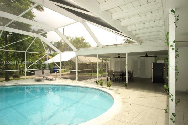 Central Golf Of Hollywood, 3202 Harrison St, Hollywood, Florida 33021, image 1