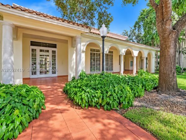 Las Vistas At Doral, 8290 Lake Dr #112, Doral, Florida 33166, image 1