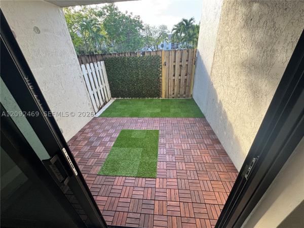 9405 Fontainebleau Blvd #113-22, Unincorporated Dade County, Florida 33172, image 1