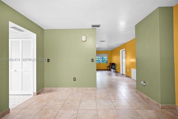 Downer Palms, 182 NW 16th St, Homestead, Florida 33030, image 1