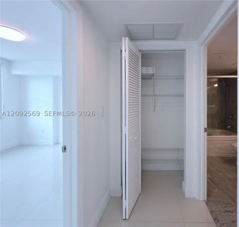 Brickell On The River North Tower, 31 SE 5th St #2307, Miami, Florida 33131, image 1