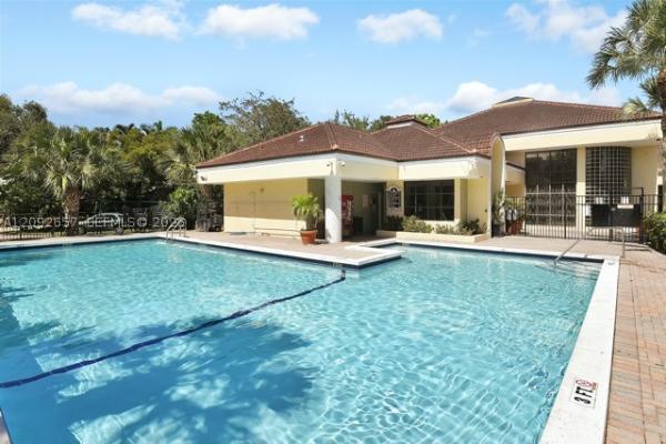 Marina Oaks, 2445 SW 18th Ter #909, Fort Lauderdale, Florida 33315, image 1