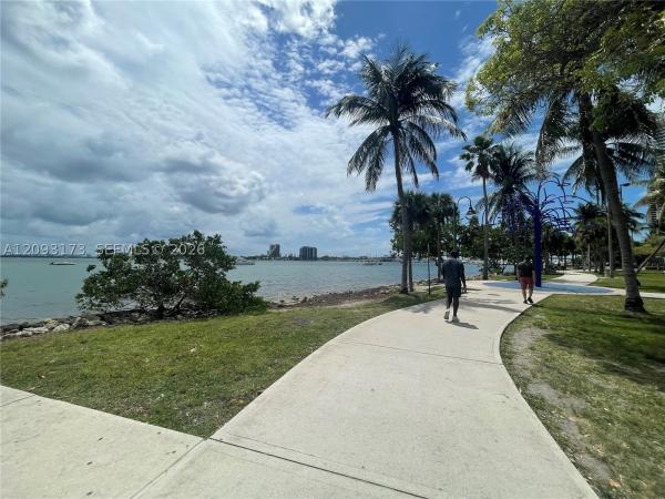 Opera Tower, 1750 N Bayshore Dr #2810, Miami, Florida 33132, image 1