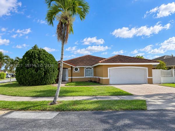 7851 SW 163rd Pl, Unincorporated Dade County, Florida 33193, image 1