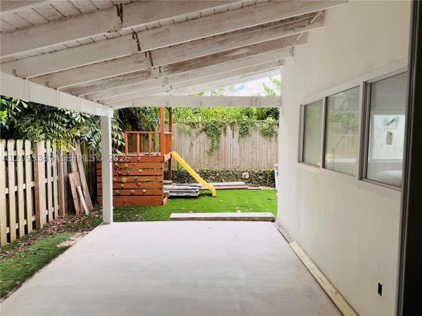 Douglas Circle, 3841 Kumquat Ave, Miami, Florida 33133, image 1