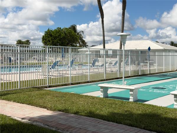 Leisureville, 310 NW 25th Ct, Pompano Beach, Florida 33064, image 1