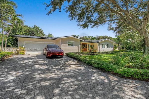 Garden Manor, 7301 SW 134th Ter, Pinecrest, Florida 33156, image 1