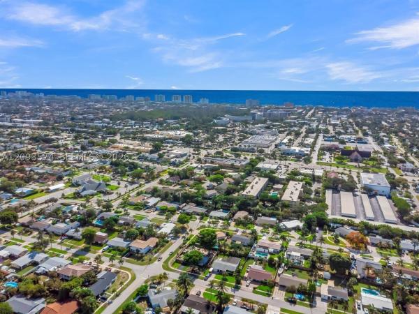 Coral Manor, 340 SE 3rd St, Deerfield Beach, Florida 33441, image 1