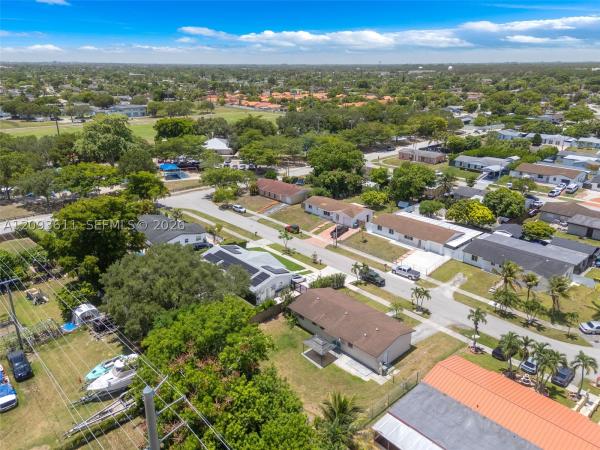 15543 SW 107th Ct, Unincorporated Dade County, Florida 33157, image 1