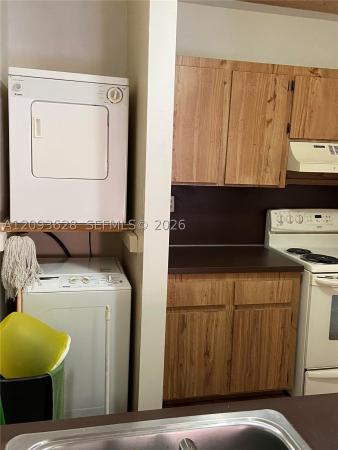 Golden Gate, 440 E 23rd St #1416, Hialeah, Florida 33013, image 1