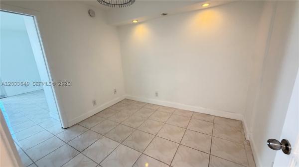 Arlen House East, 100 Bayview Dr #509, Sunny Isles Beach, Florida 33160, image 1