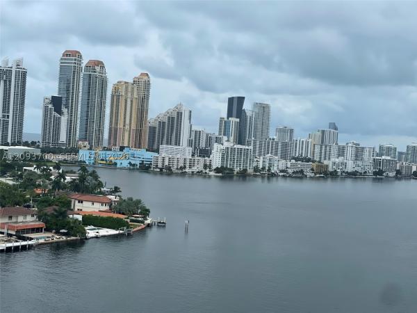 Mystic Pointe Tower 200, 19101 NE 36th Ct #1612, Aventura, Florida 33180, image 1