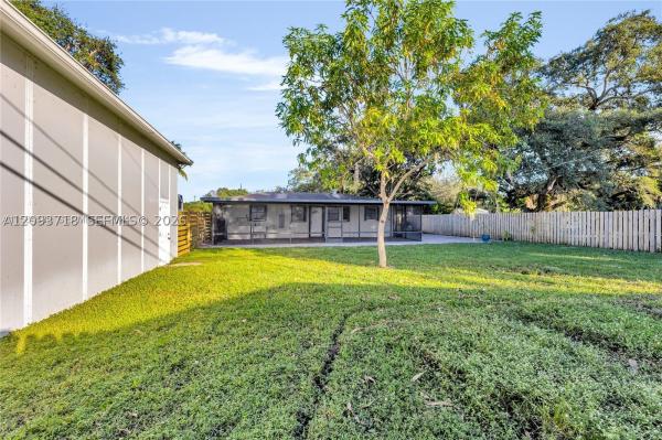 Seminole Park, 4837 SW 28th Ave #1-2, Dania Beach, Florida 33312, image 1