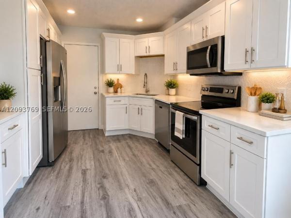 The Lakes Of Inverrary, 3301 Spanish Moss Ter #303, Lauderhill, Florida 33319, image 1