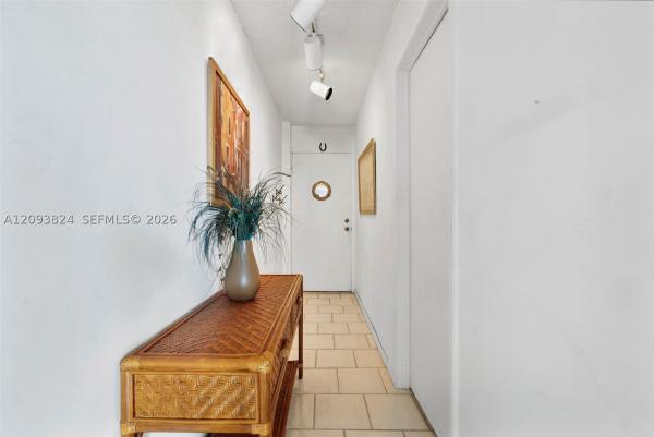 Cromwell East, 1777 SE 15th St #504, Fort Lauderdale, Florida 33316, image 1