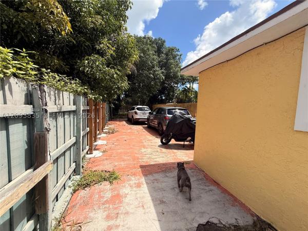10341 NW 6th Ave, Unincorporated Dade County, Florida 33150, image 1