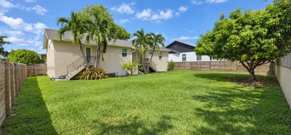 Aurora Park, 9760 SW 211th St, Cutler Bay, Florida 33189, image 1