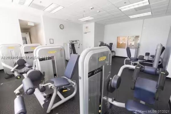 The Club At Brickell Bay, 1200 Brickell Bay Dr #3924, Miami, Florida 33131, image 1