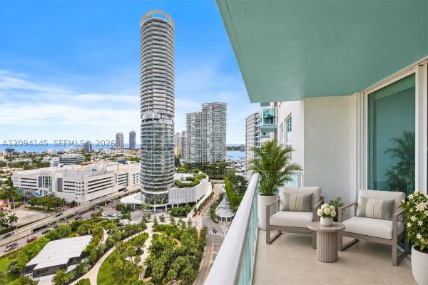 The Floridian, 650 West Ave #2206, Miami Beach, Florida 33139, image 1