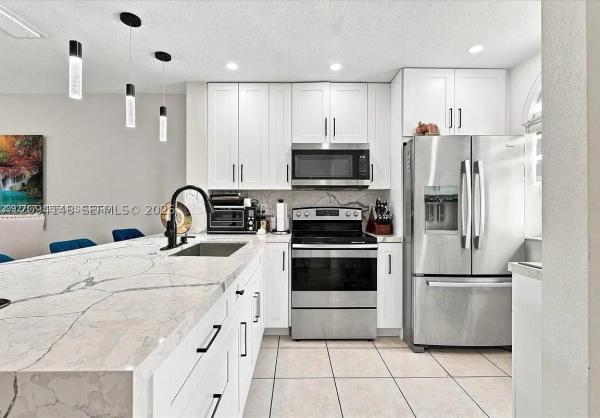 13617 SW 264th Ter, Homestead, Florida 33032, image 1