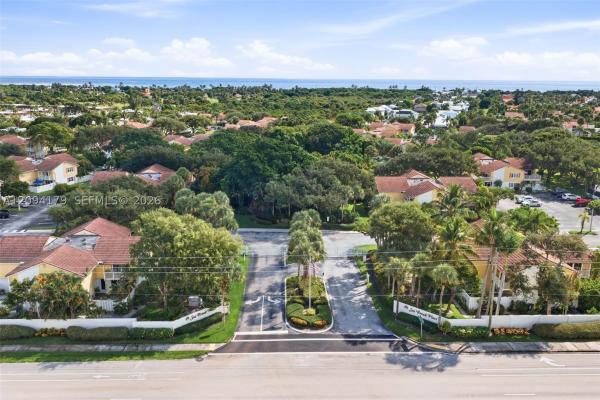 Sea Brook Place, 146 Seabreeze Cir, Jupiter, Florida 33477, image 1