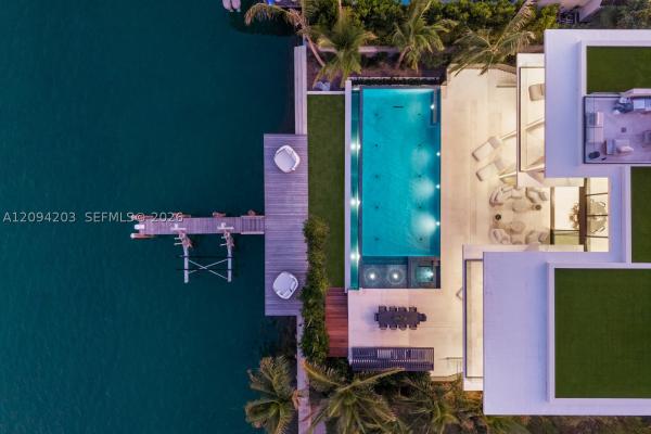 Rivo Alto, 217 E Rivo Alto Dr, Miami Beach, Florida 33139, image 1